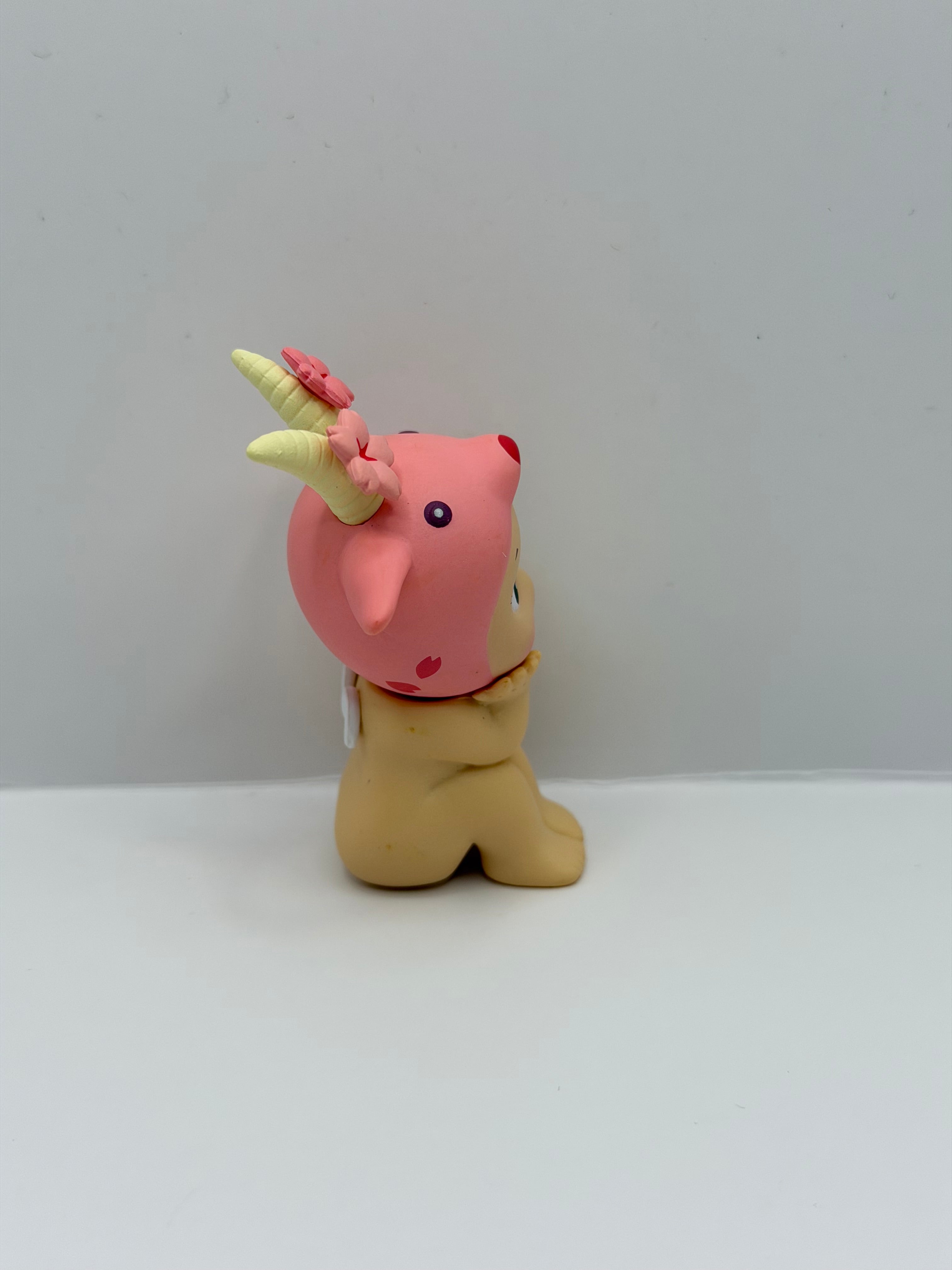 Hanami Goat