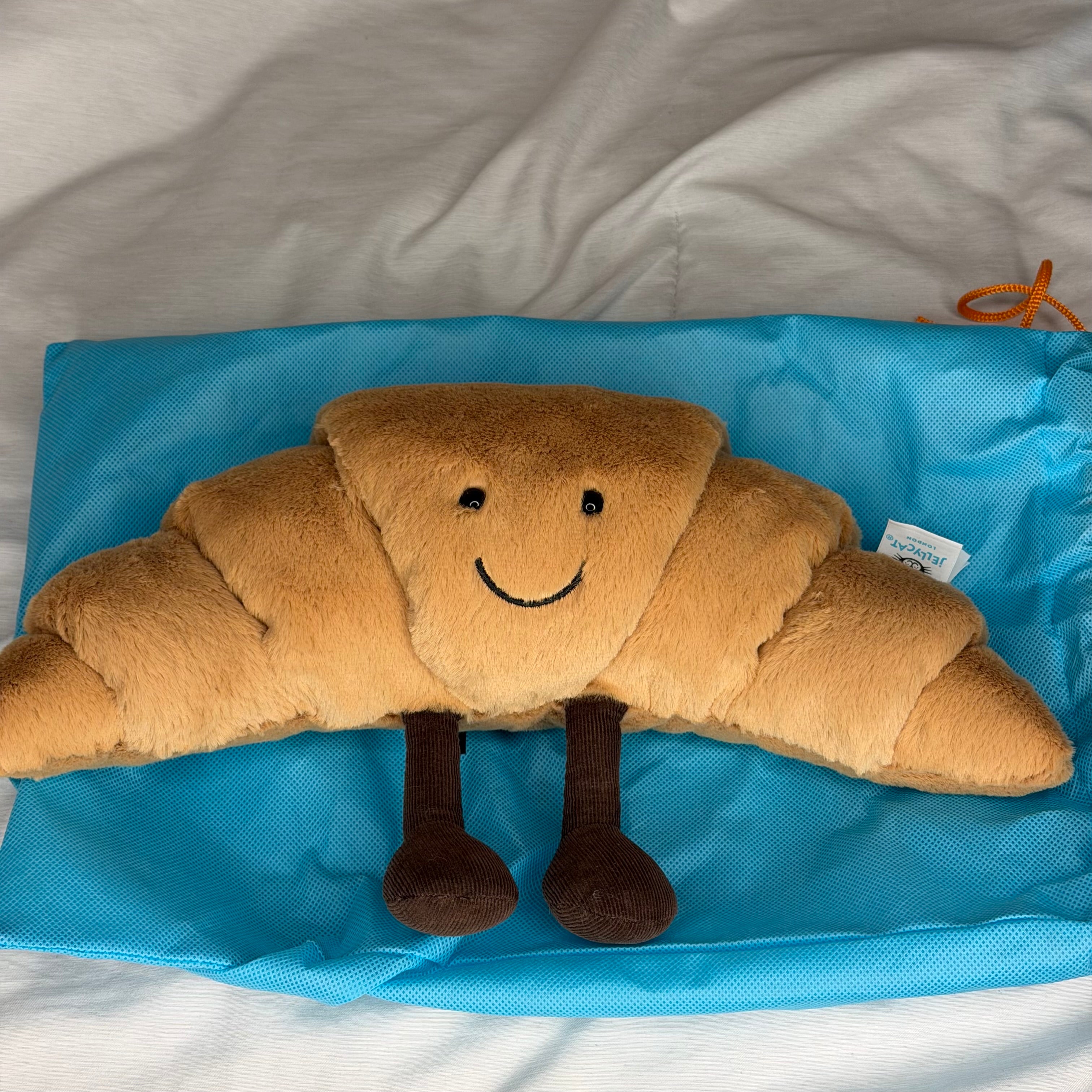 Amuseables Medium Croissant