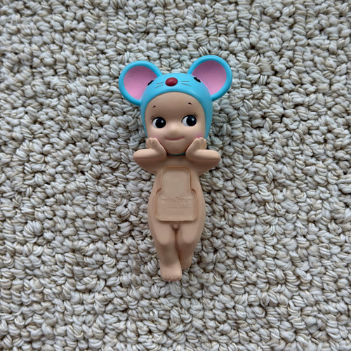 Opened Animal Hippers Series