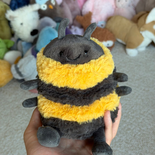 Albee Bee